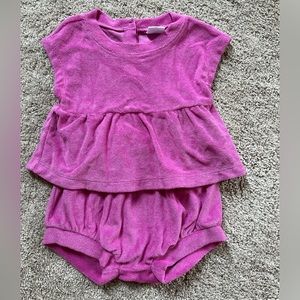 NWT dark pink 2 piece terry cloth set for 6-12 m